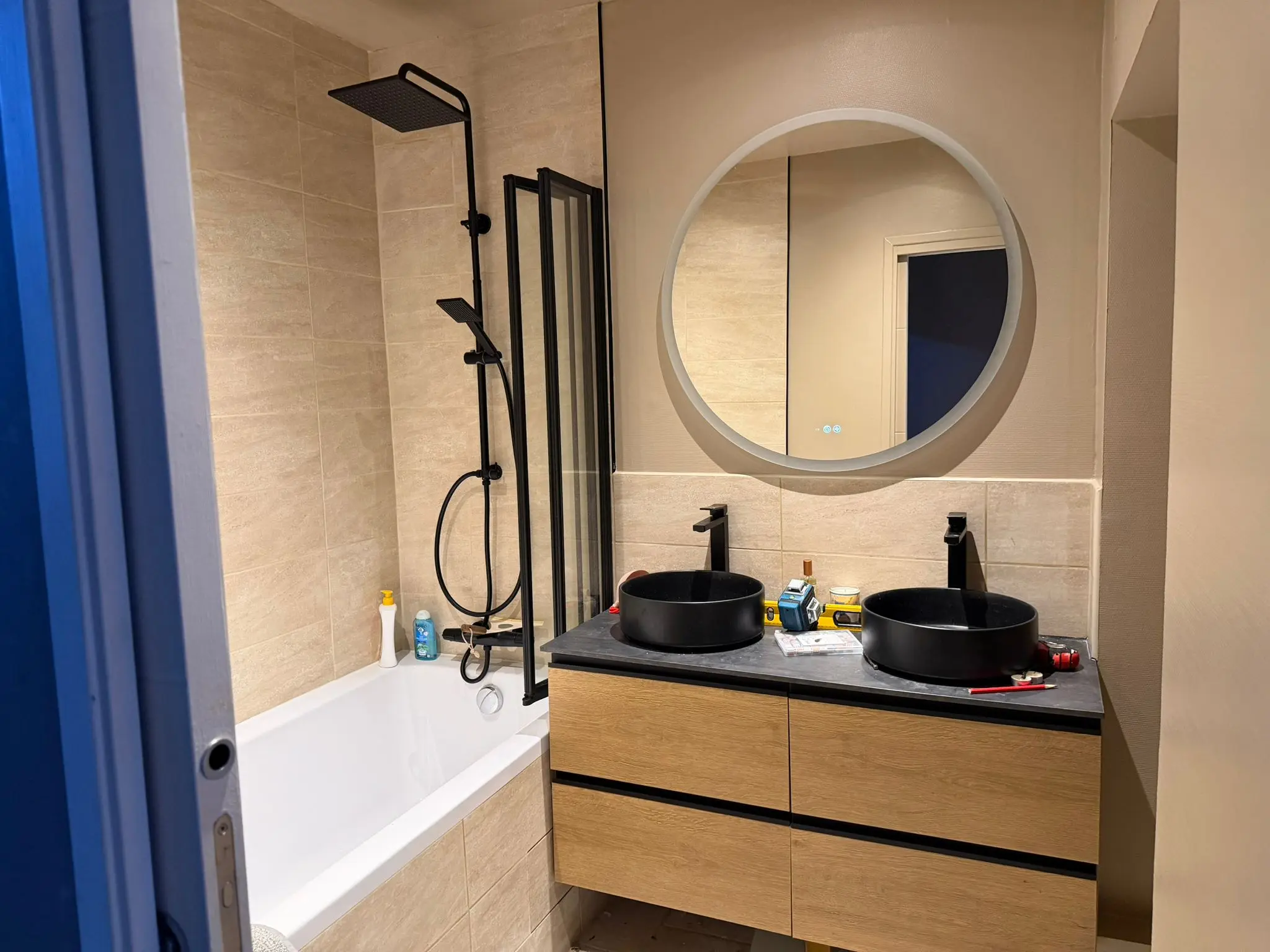 Rénovation complète salle de bain — après
